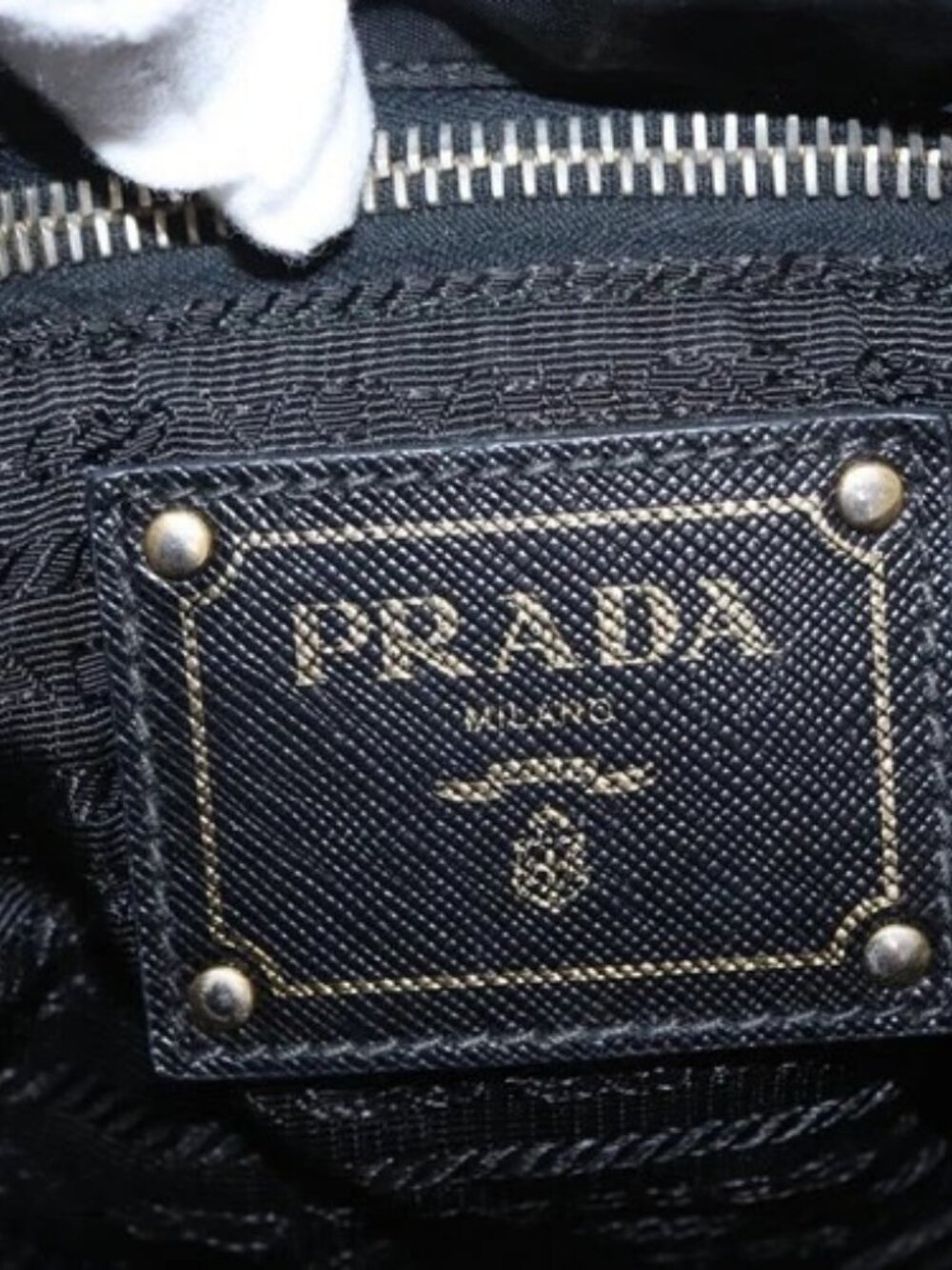 PRADA Tote Bag Nylon Black Gold Auth 157581 - Picture 13 of 16